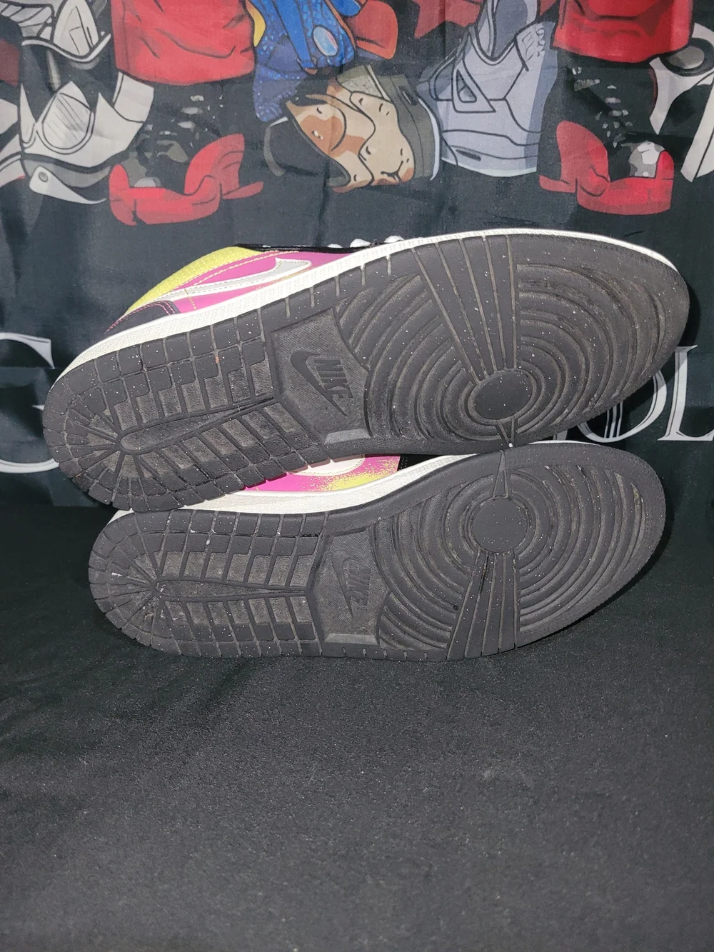 Jordan 1 Low Spraypaint